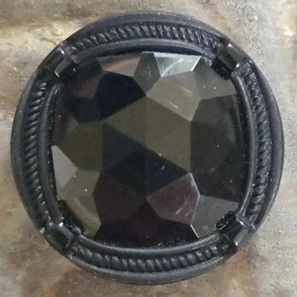 Set of 3 Vintage Inspired Black Button Magnets (Set 1) - Picture 4 of 4